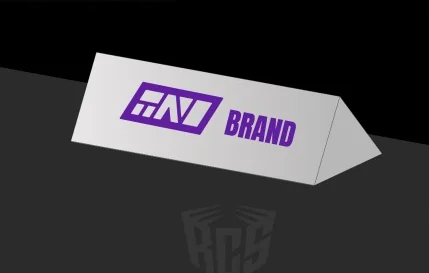 Corner Wedge mit Sponsorenlogo